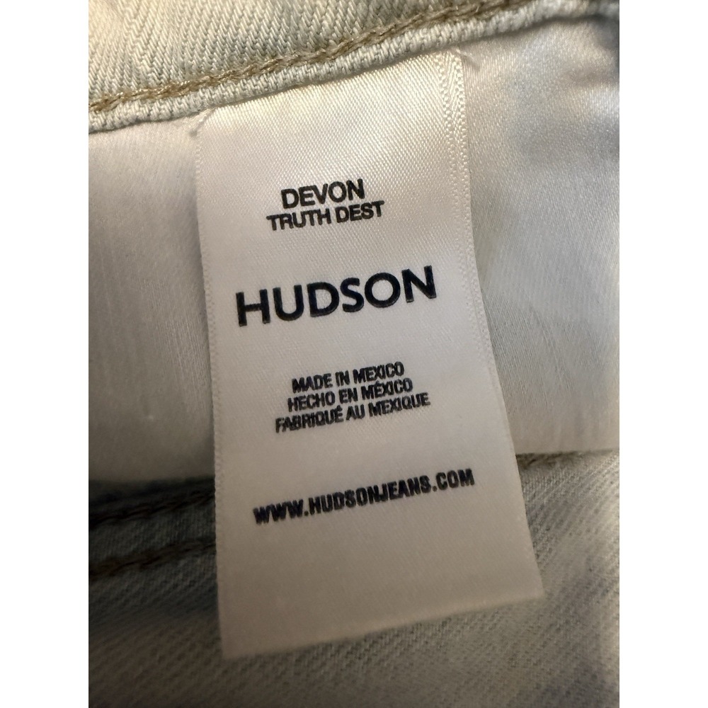 Hudson Devon High Rise Boyfriend Denim Shorts Cut Off Size 28 NWT Read Descript - Picture 10 of 12